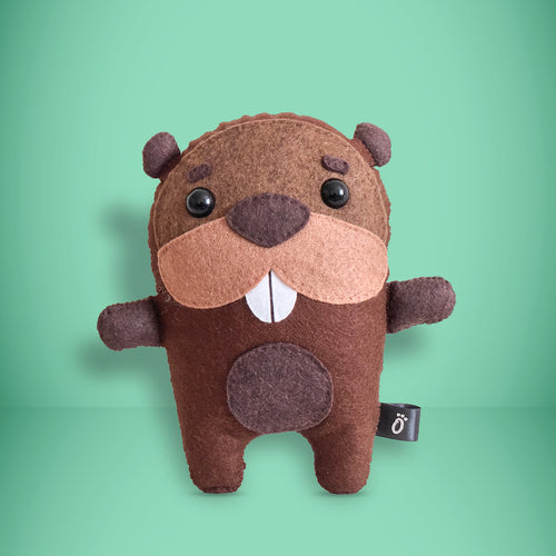 Beaver - Sew Your Own Felt Kit - Oddly Wild